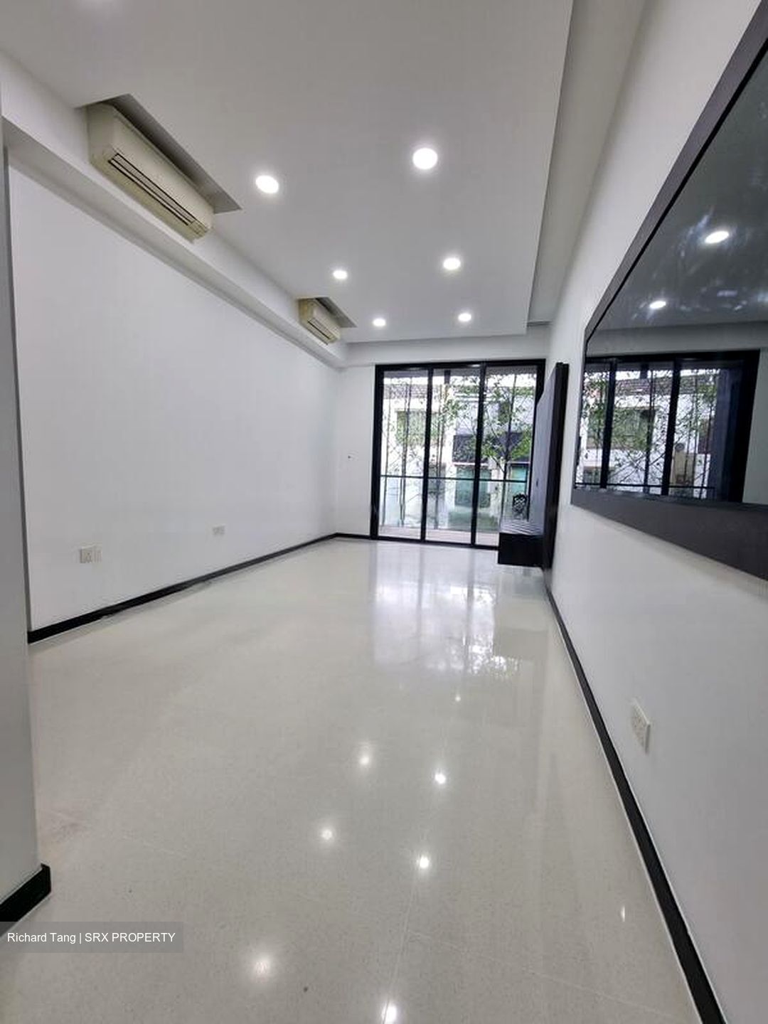 Three 11 (D20), Apartment #461402401